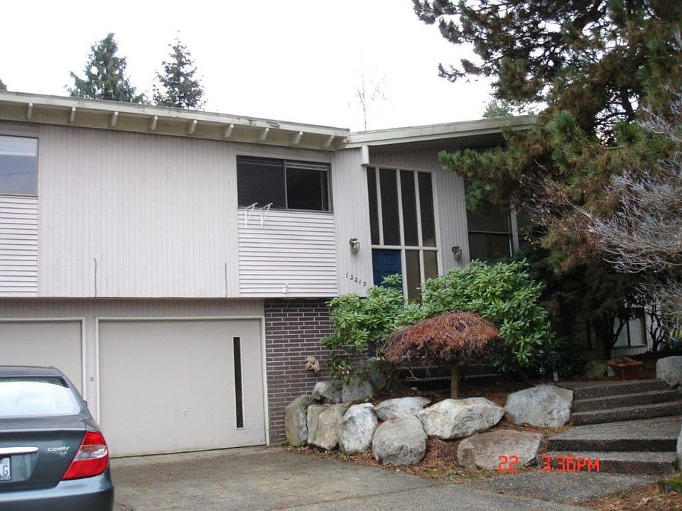 1st image of 12219 SE 61st St