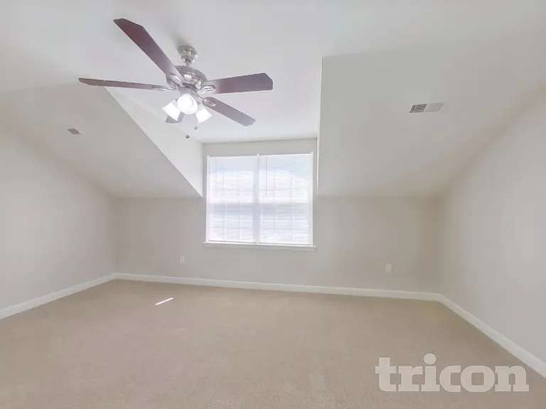 8326 Knapp Ct — Photo 13