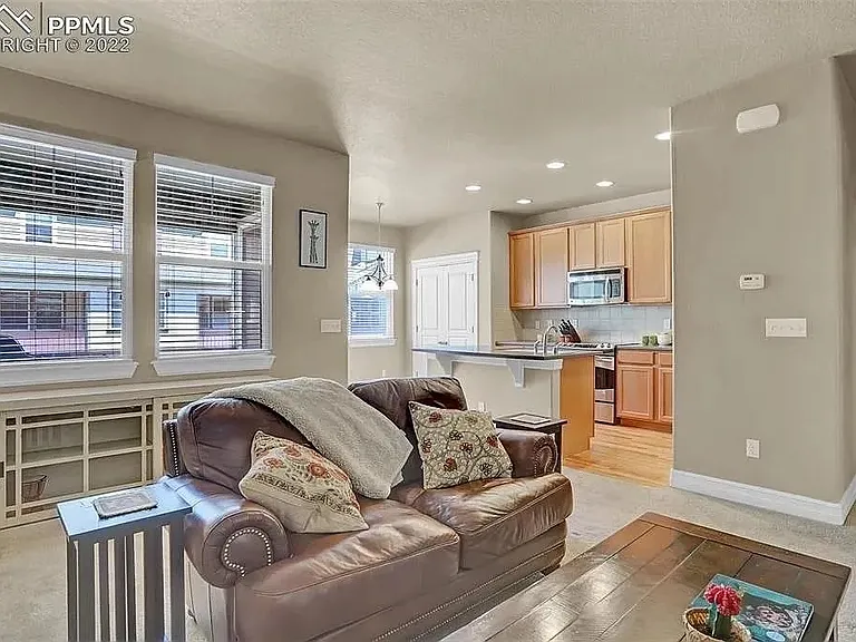 10618 Ouray Creek Point — Photo 13