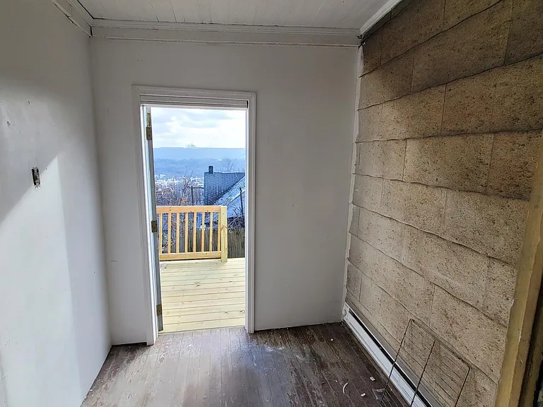 262 Indiana Ave — Photo 12
