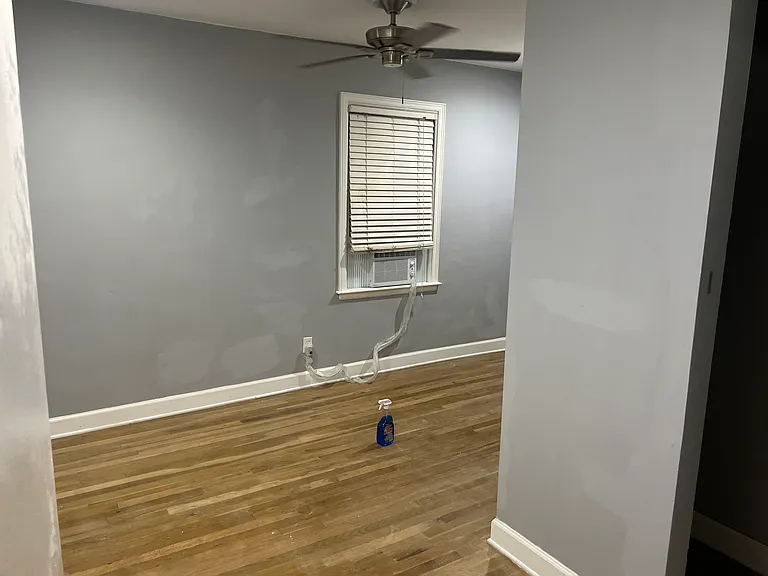 2123 Browns Mill Rd SE — Photo 4