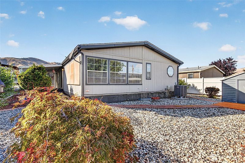 2nd image of 1137 Foothills Lane #19