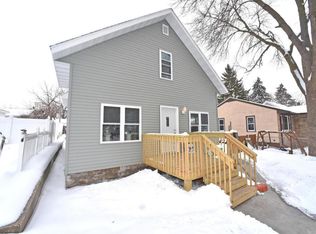 1026 Stryker Ave, West Saint Paul, MN 55118