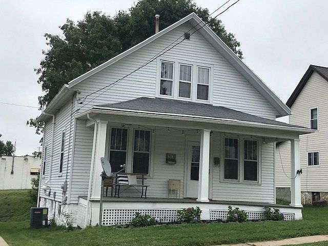 1st image of 1420 Glen Oak St