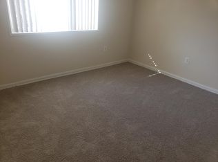 3401 Dean Dr, Hyattsville, MD 20782