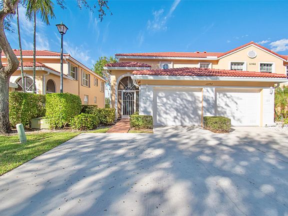 3rd image of 12492 Crystal Pointe Drive #201