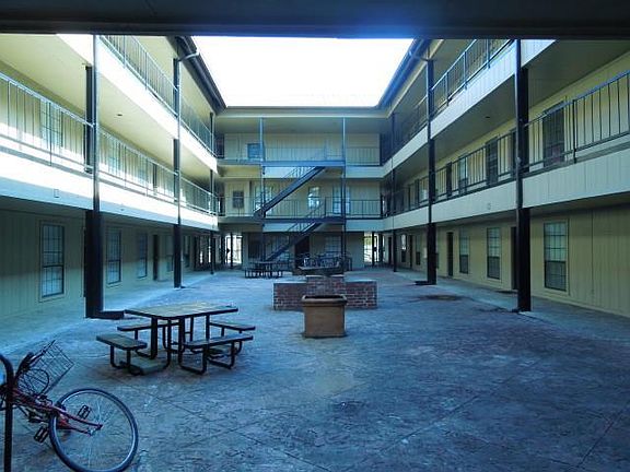 3rd image of 2401 Leon St APT 210