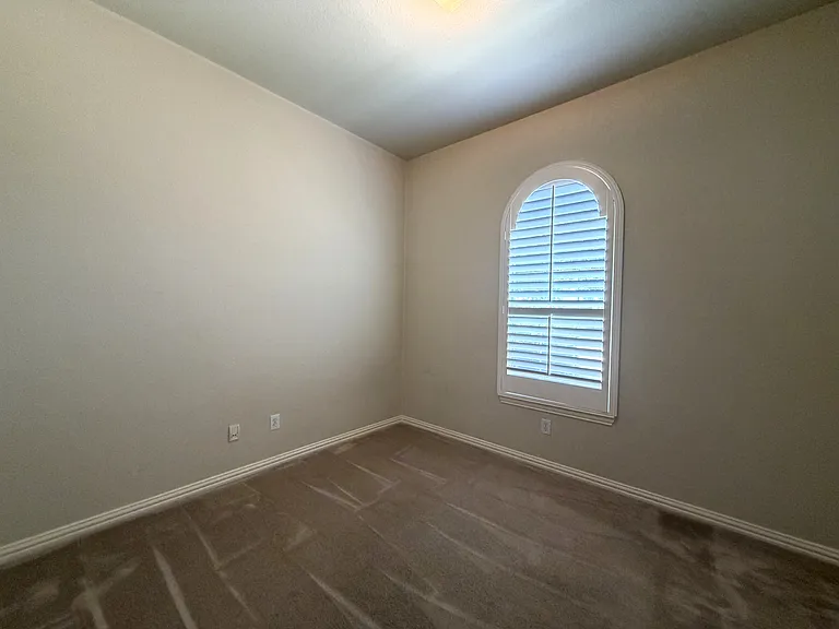 314 Shire Ln — Photo 12