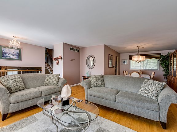 4th image of 586 Siems Cir