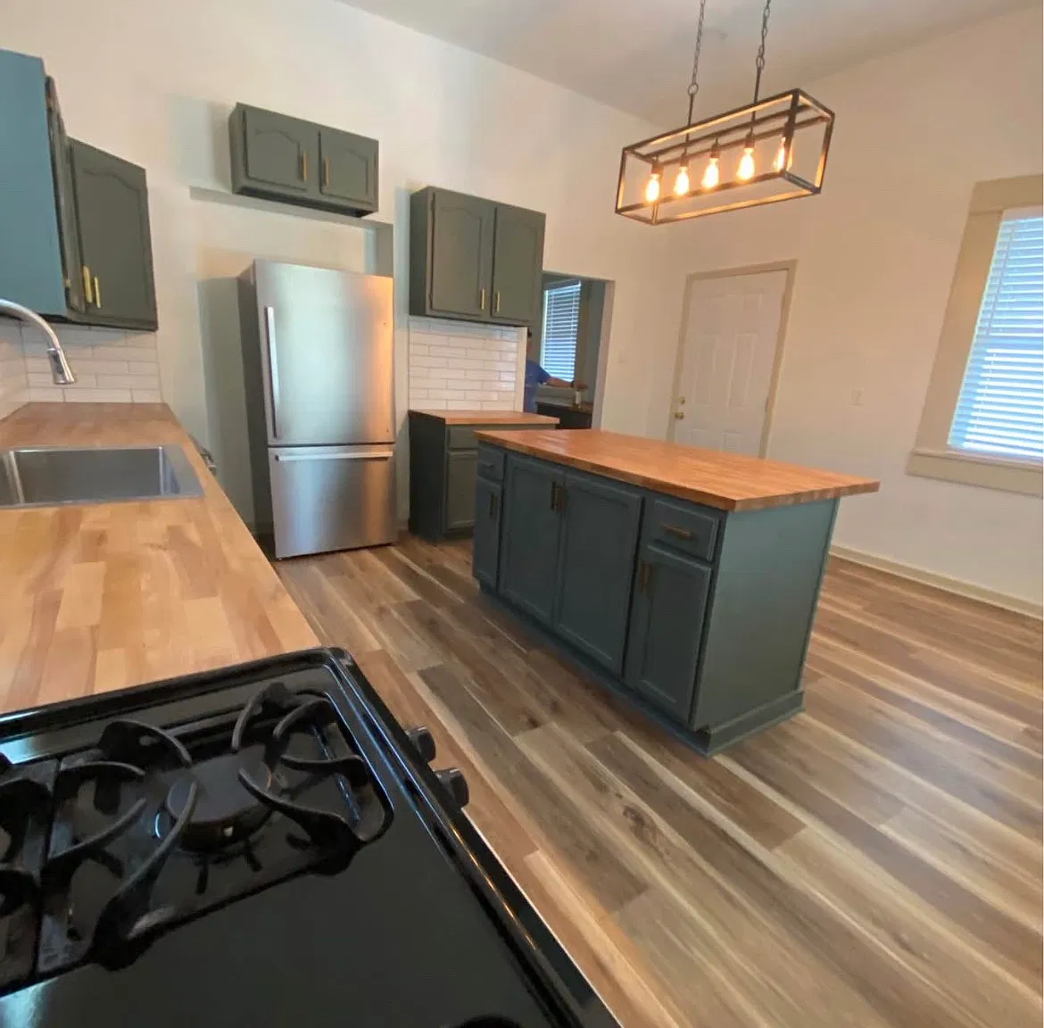 2 bed, 1250 sqft, $1,650 — Photo 3