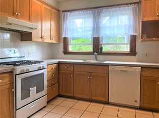 174 Allerton Rd #1, Newton, MA 02461