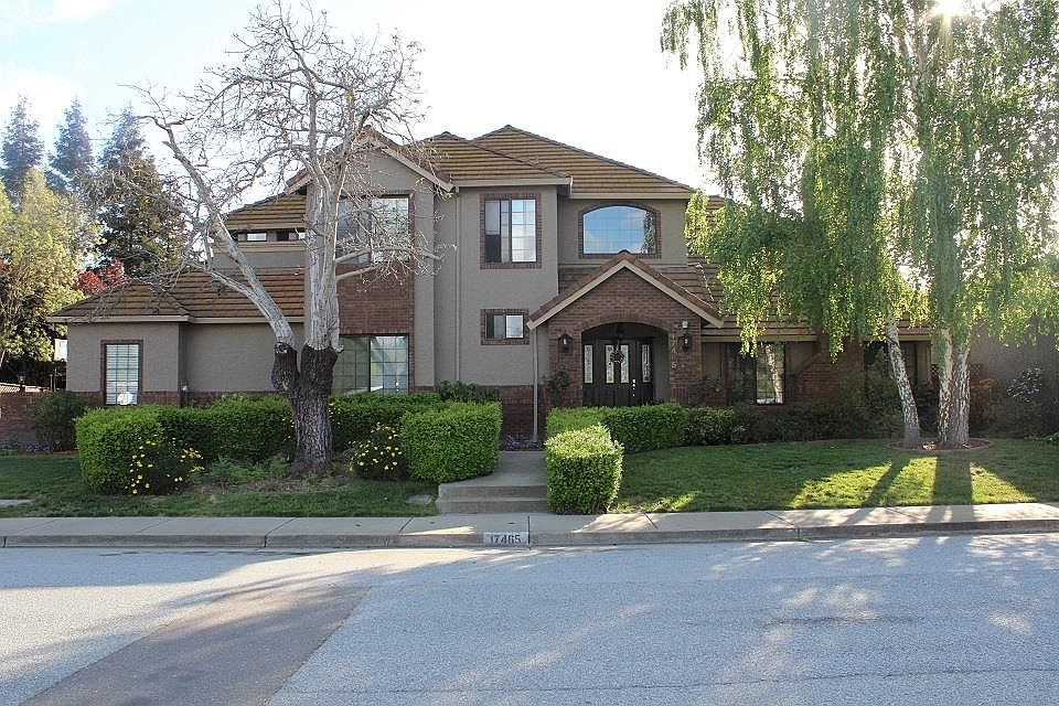 1st image of 17465 Walnut Grove Dr