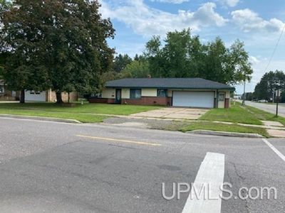 841 Hamilton Ave, Kingsford, MI, 49802