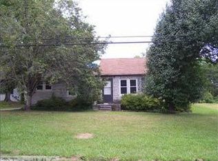 5023 Baux Mountain Rd, Winston Salem, NC 27105