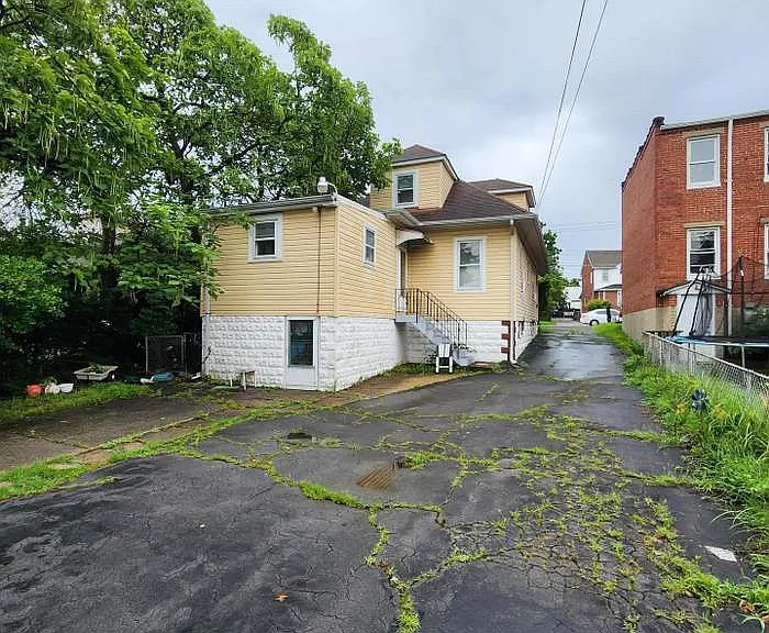 6818 Holabird Ave — Photo 17