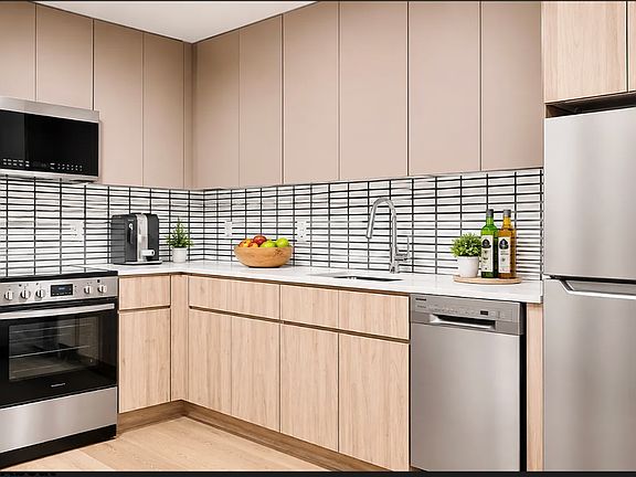4th image of 2431 Dean St #3FF