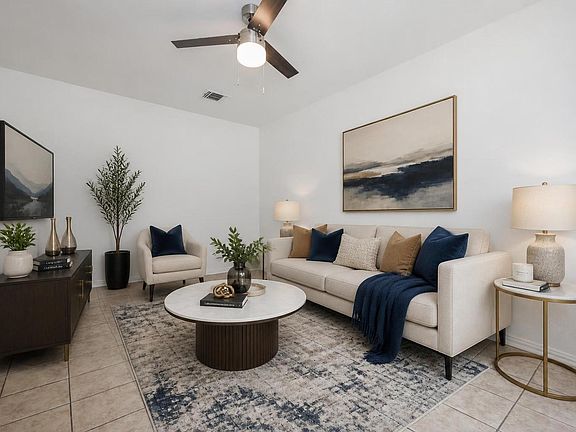 4th image of 4823 Connorvale Rd