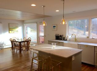 21 Rayton Rd, Hanover, NH 03755