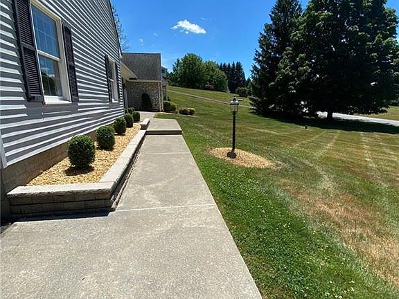 2nd image of 99 Goldin Blvd