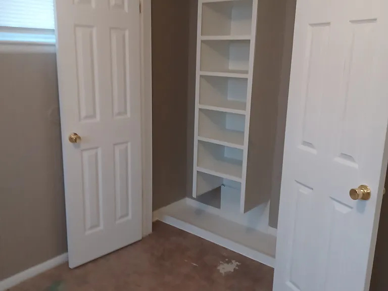 2329 Flair Dr — Photo 6
