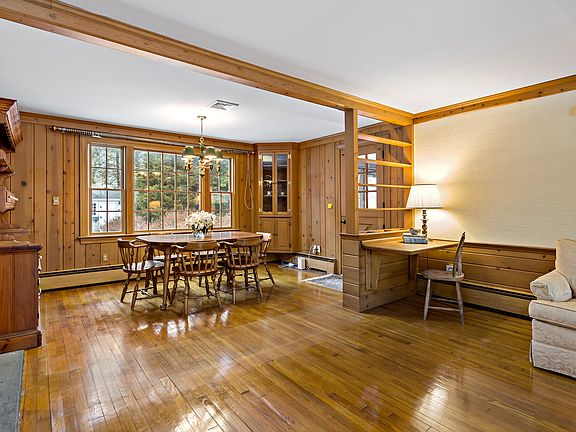 5th image of 180 Pond View Drive