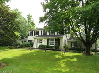 369 Willard Rd, Aurora, OH 44202