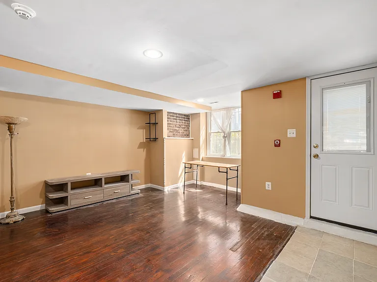 1723 Euclid St NW #1 — Photo 4
