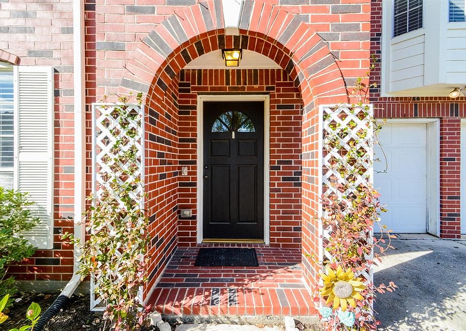 1st image of 10846 Cliffton Forge Dr