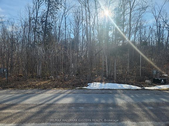 4th image of 3037 Finley Rd