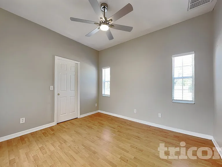 229 Lookout Dr — Photo 10