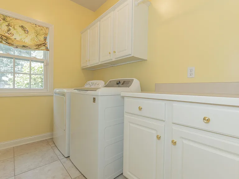 4595 Prescot Dr — Photo 19