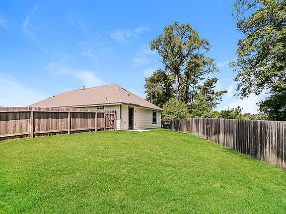 5th image of 3313 Chunk Dr