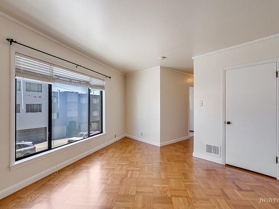 3rd image of 401 Corbett Ave APT 1