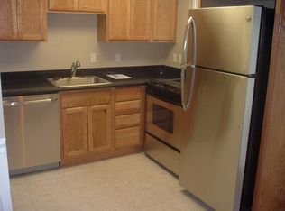 1223 SE Main St, Portland, OR 97214