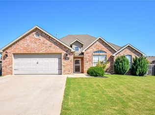 3402 SW Silverleaf Ave, Bentonville, AR 72712
