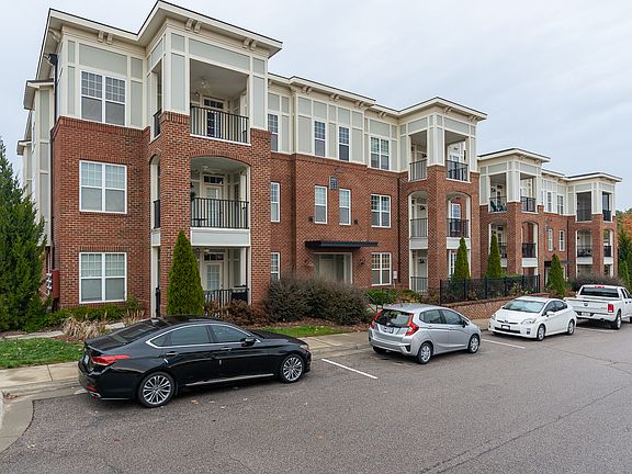 2nd image of 601 Finsbury St APT 103