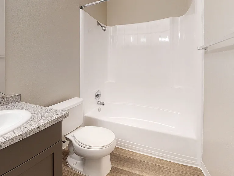 Park Villas Apartments — Photo 7