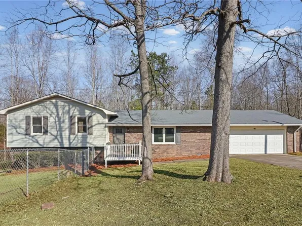 101 Dock Hyde Rd, Carrollton, GA 30116