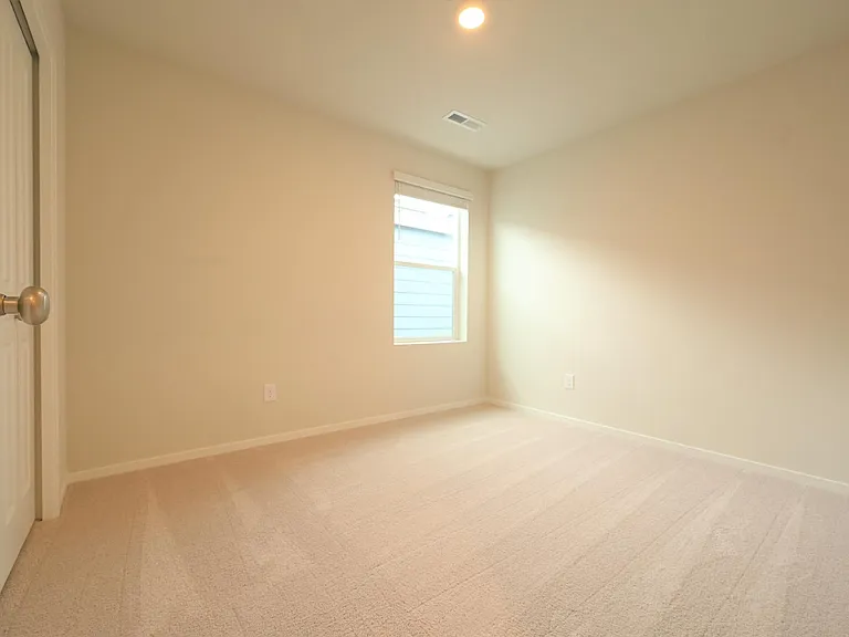 2664 NE 117th Pl — Photo 13