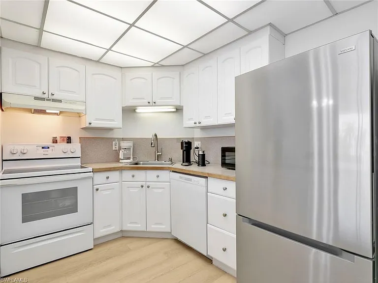 5 Bluebill Ave #312 — Photo 8