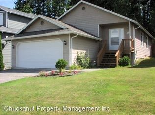 115 44th St, Bellingham, WA 98229