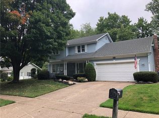 2913 Madeira Dr, Erie, PA 16506