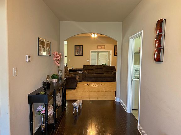 2nd image of 3916 River Trace Dr
