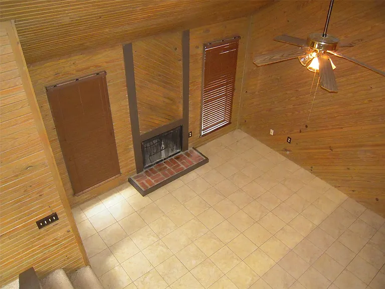 24605 Pools Creek Dr — Photo 6