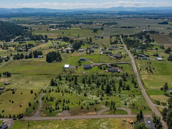 12091 Happy Way SE, Jefferson, OR 97352