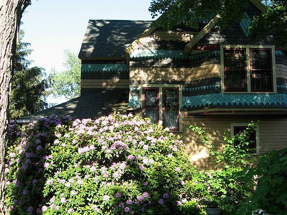 4th image of 51 W Terrace Ave