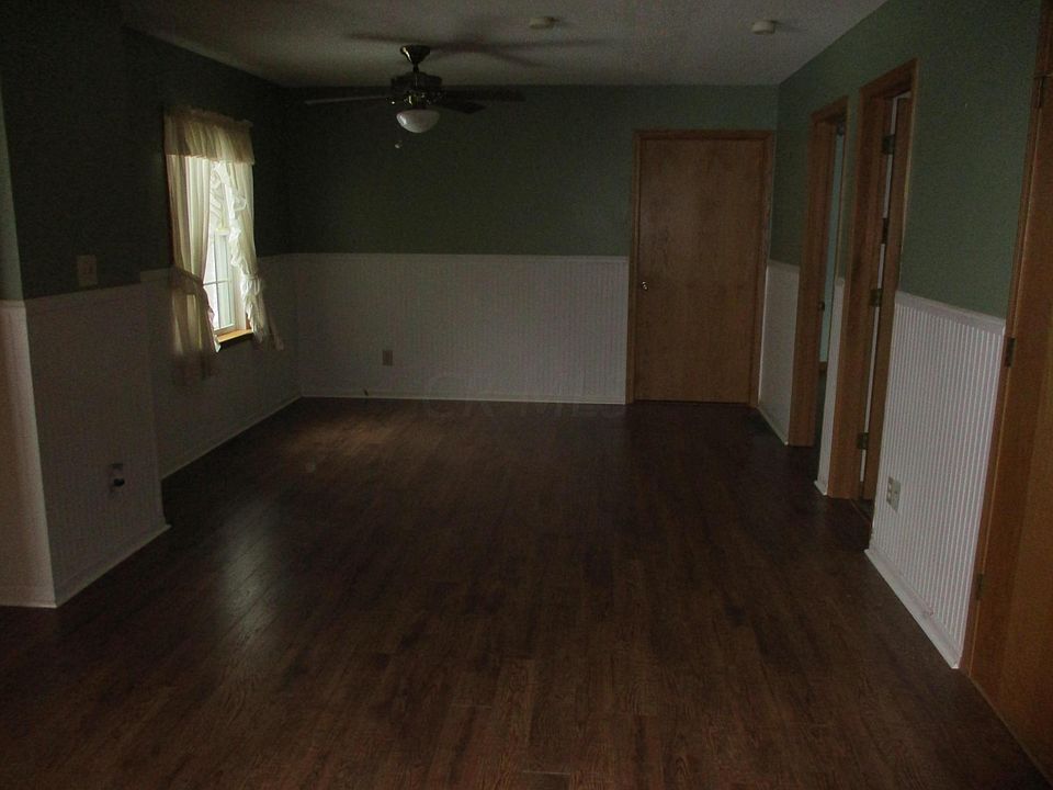 2nd image of 4450 Hill Rd