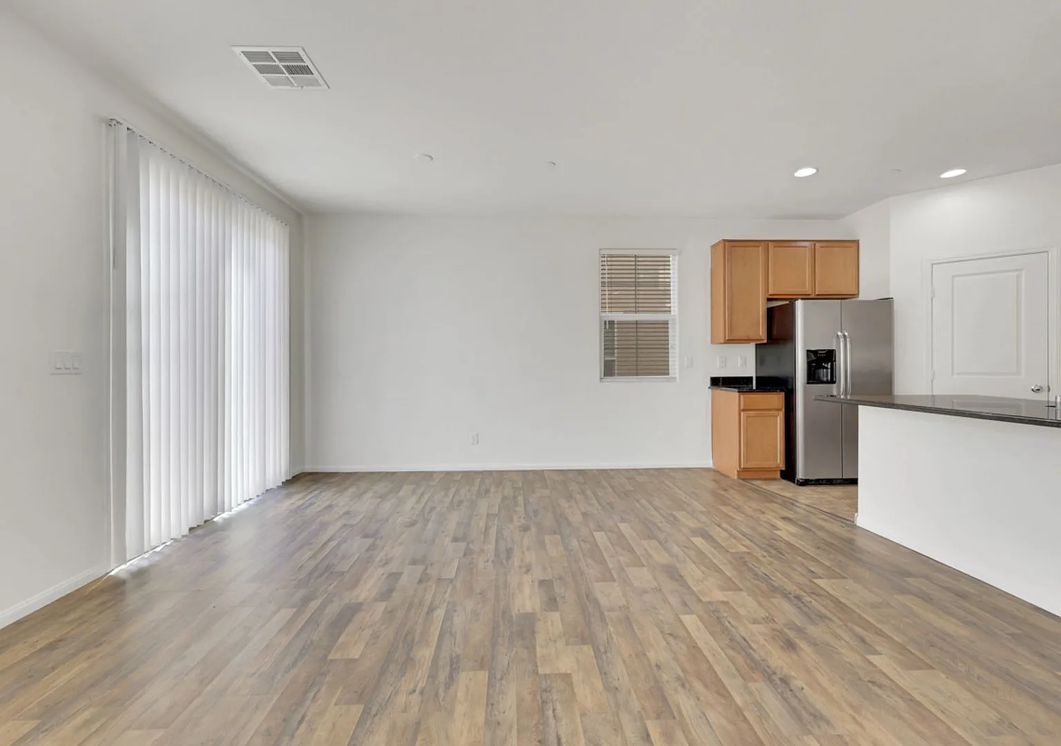 5 Bedroom in Henderson — Photo 4