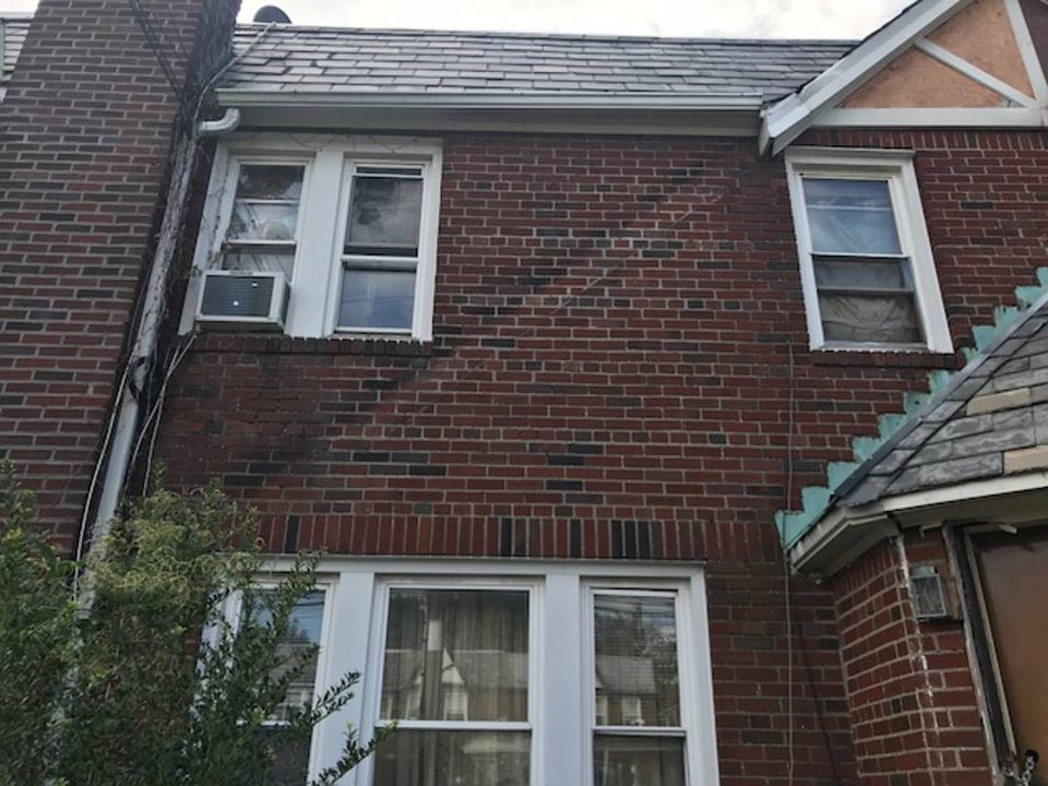 2nd image of 11414 201st St