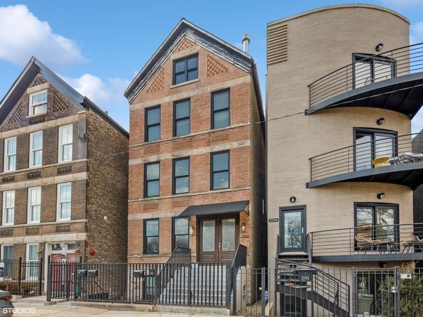 2142 N Oakley Ave APT G